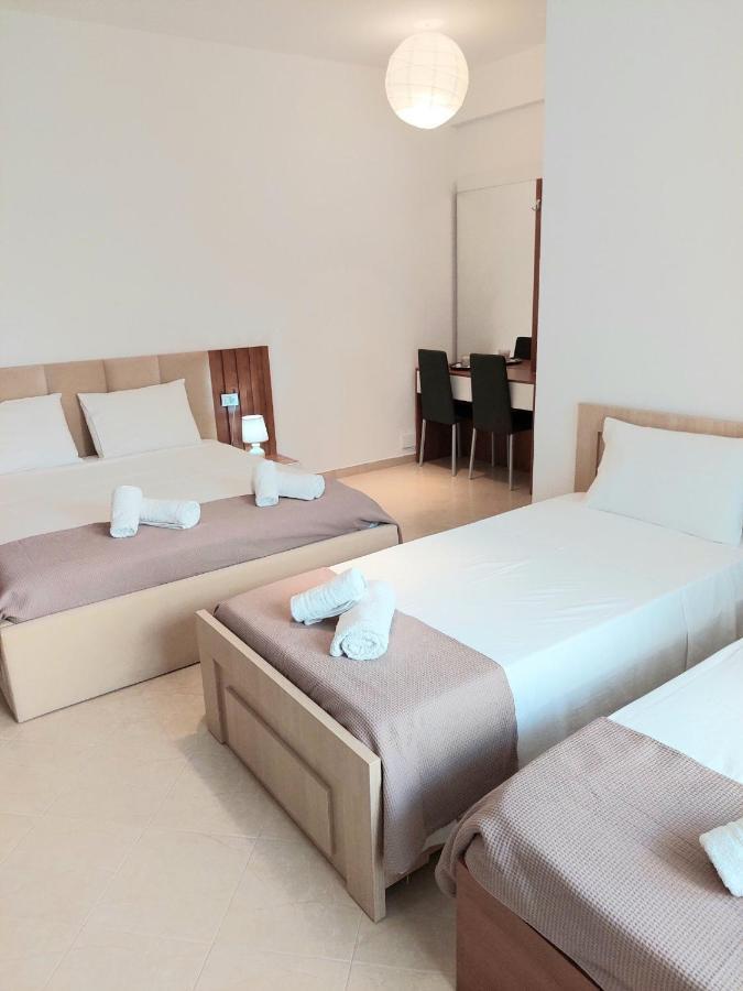 Elizabeth Apartments Himare Exterior foto