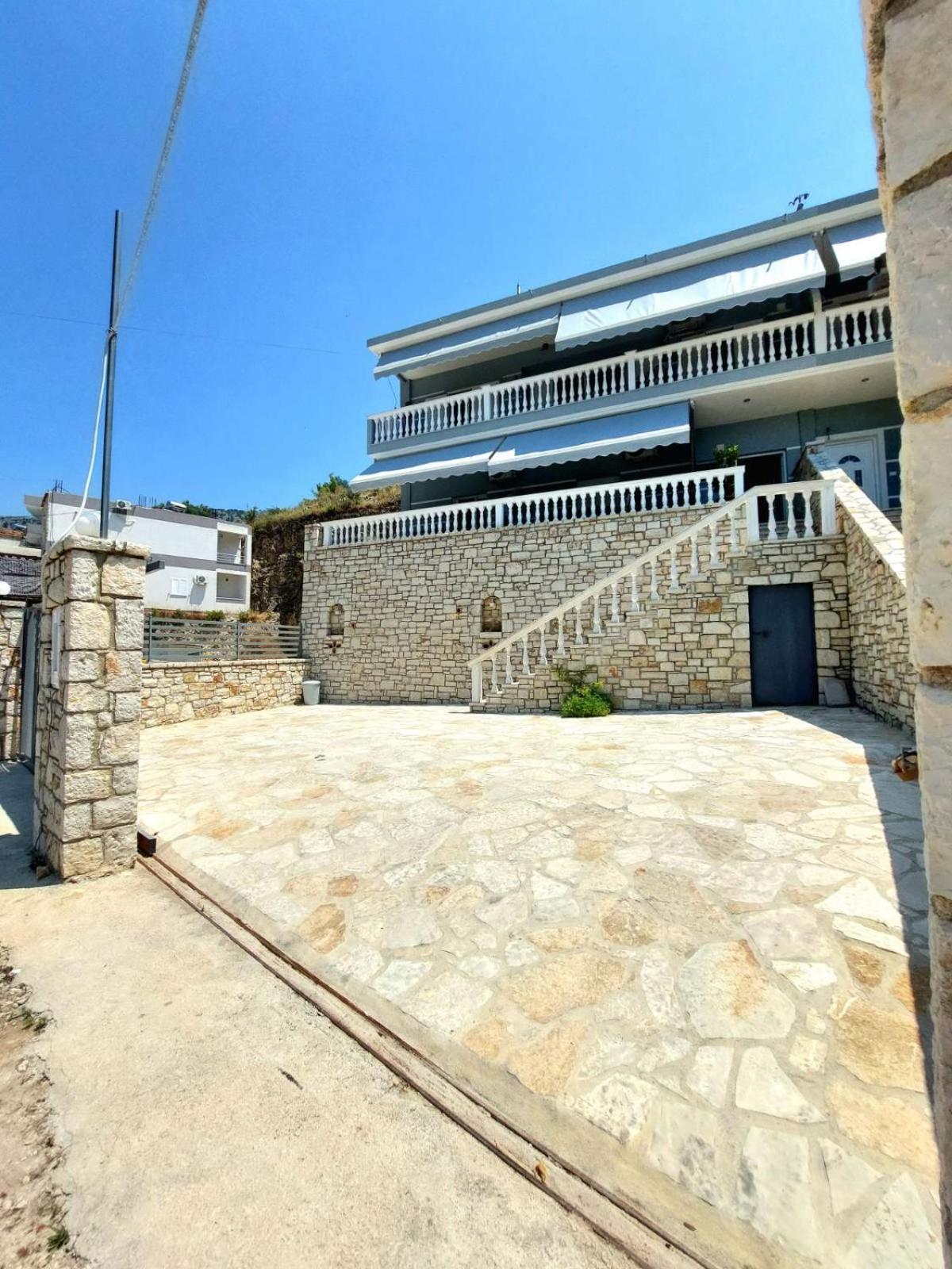 Elizabeth Apartments Himare Exterior foto
