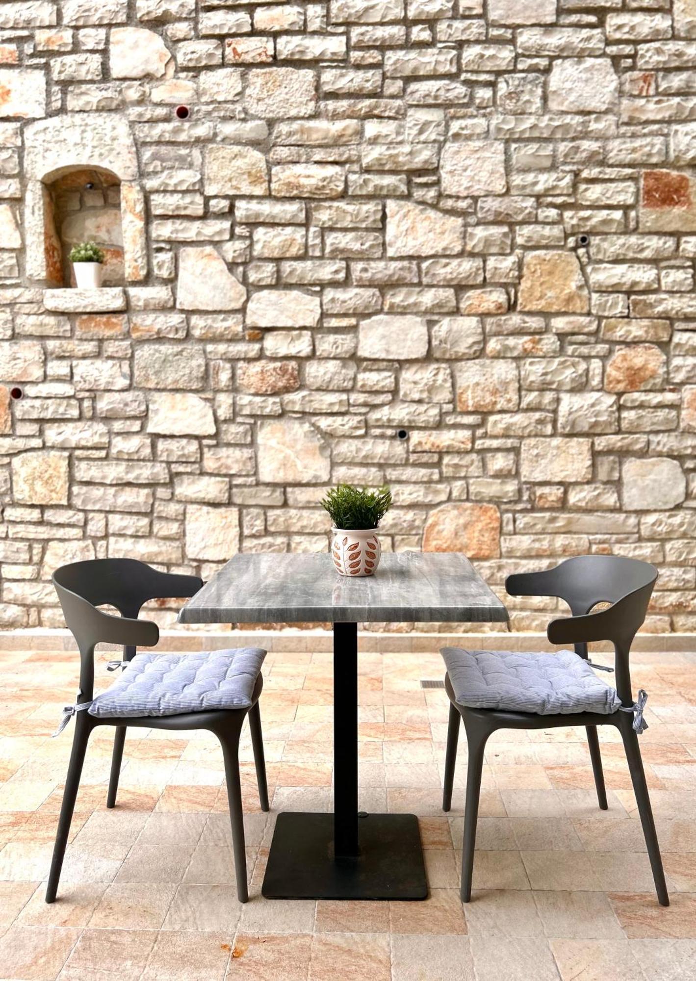 Elizabeth Apartments Himare Exterior foto