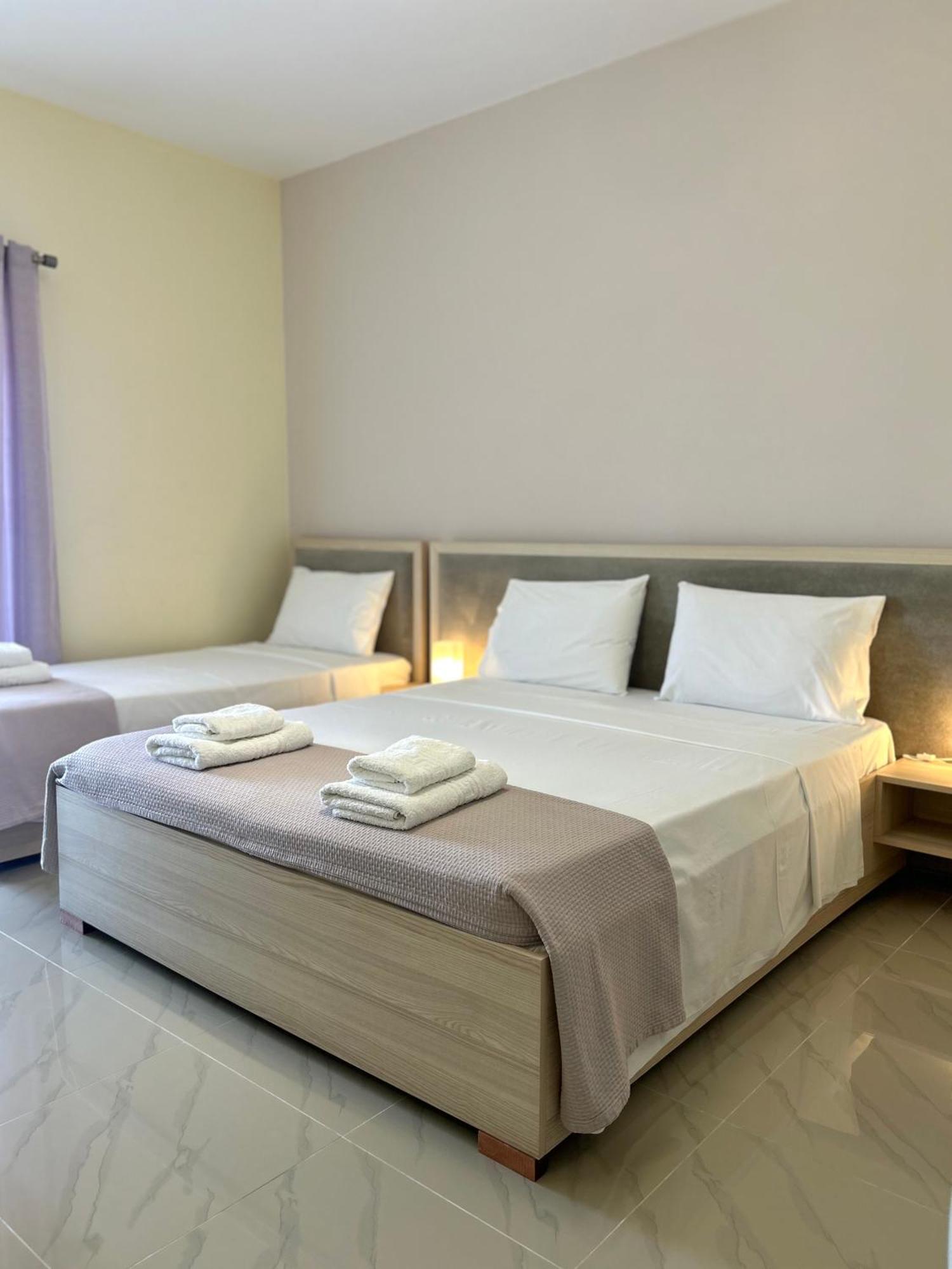 Elizabeth Apartments Himare Exterior foto